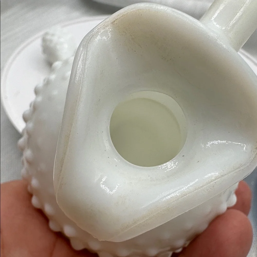 Avon Hobnail Milk Glass Moonwind Foaming Bath Oil Pitcher Decor VTG 70’s